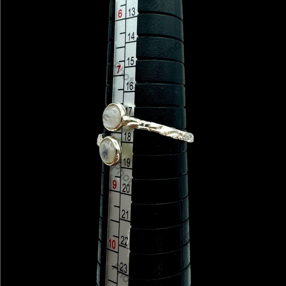 Solid 925 Sterling Silver Rainbow Moonstone Ring - image 4